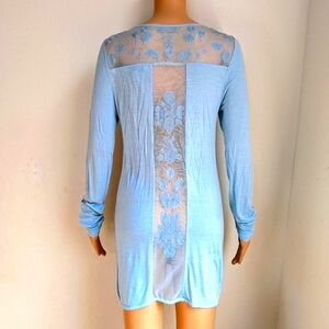 Lightweight Tunic with T-Back Mesh Embroidery Detail